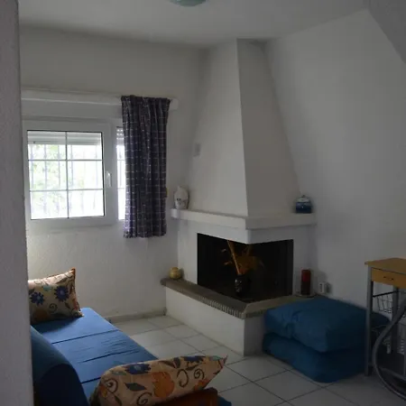 Summer House With Sea View And Garden Tatil Evi