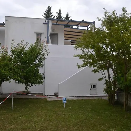Summer House With Sea View And Garden