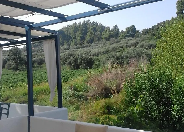 Summer House With Sea View And Garden Case de vacanță Kriopigi